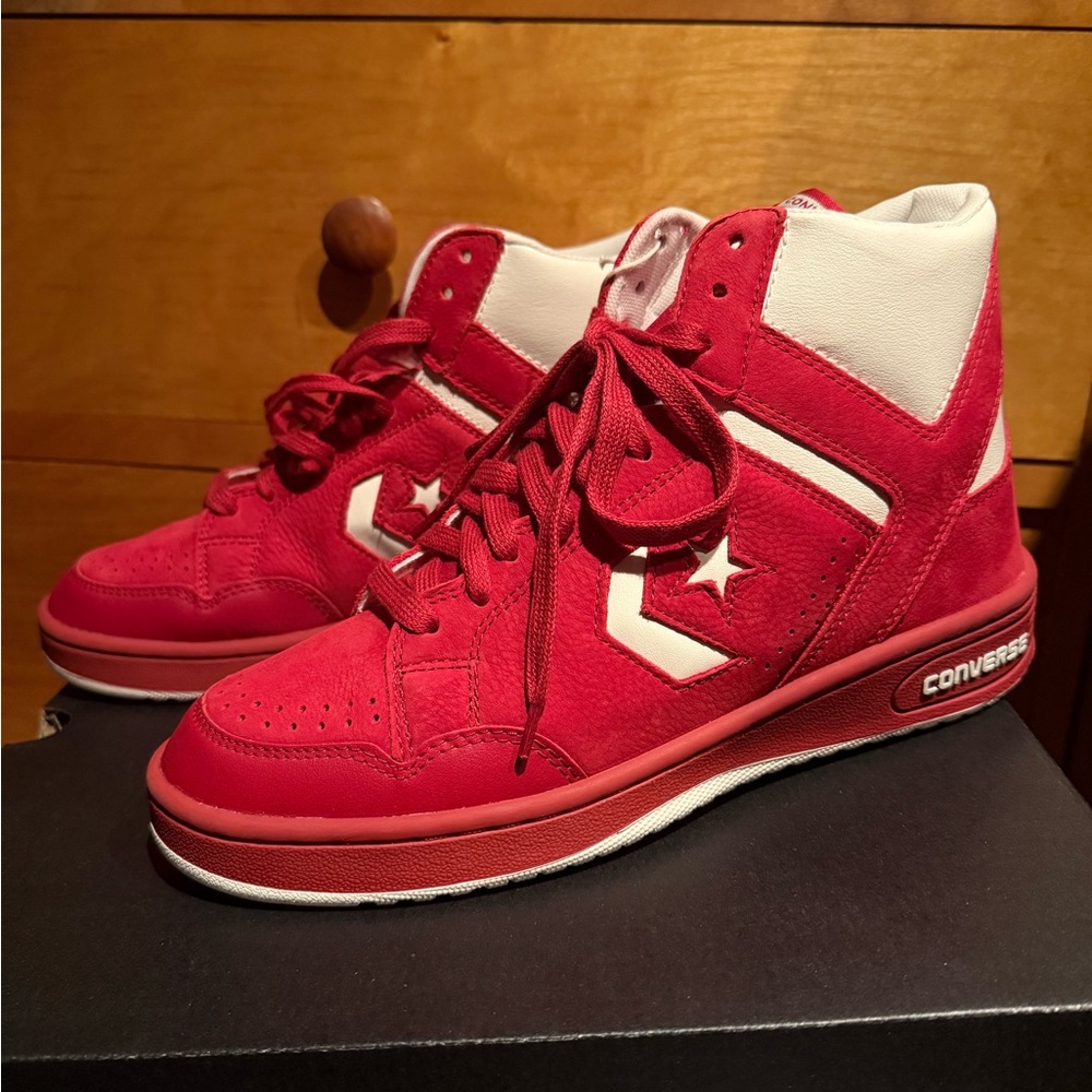 Converse Weapon Red and White shoes